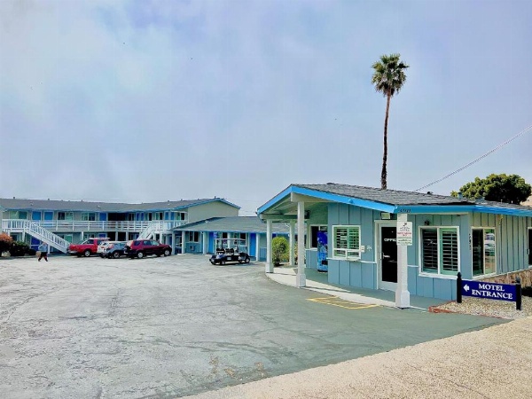 Ocean Palms Motel image 20